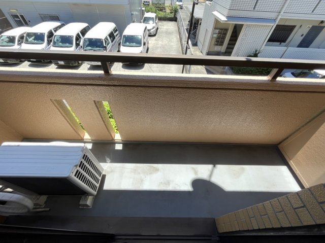16/28 バルコニー