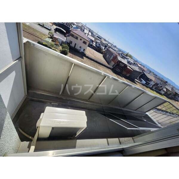 13/19 バルコニー