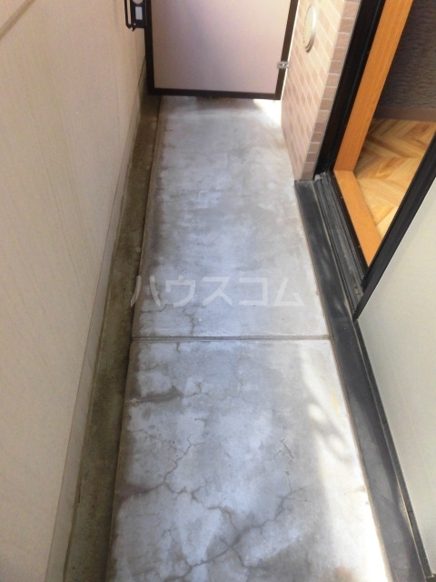 14/23 バルコニー