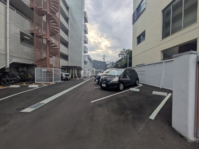 3/4 駐車場