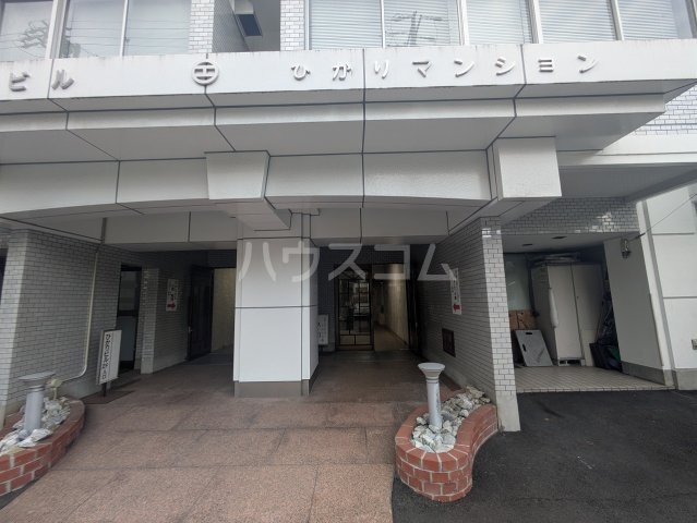 2/4 エントランス