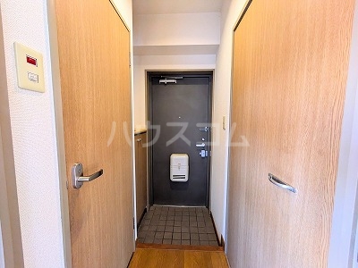 7/24 玄関