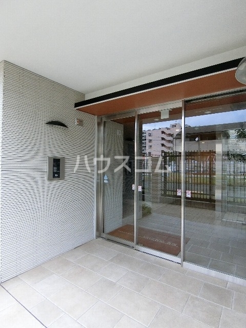 19/29 エントランス