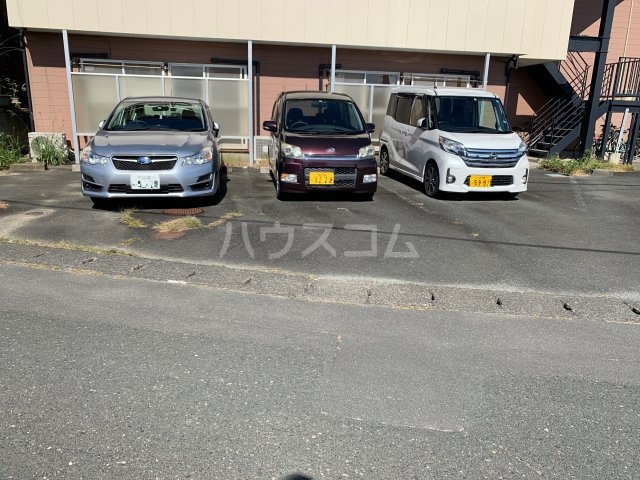 3/4 駐車場