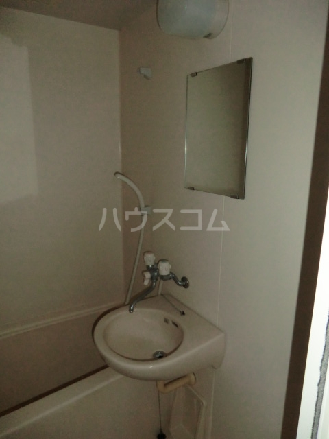 22/30 洗面