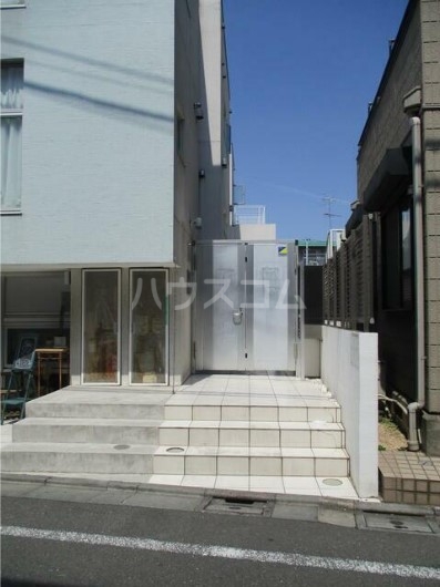 2/8 エントランス