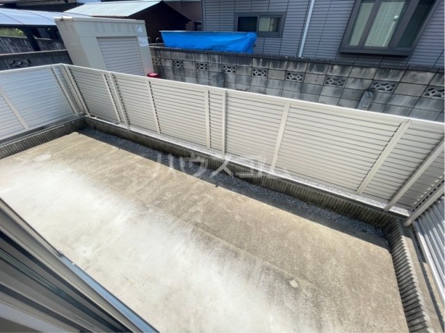 16/25 バルコニー