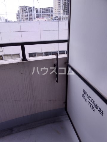 23/30 バルコニー