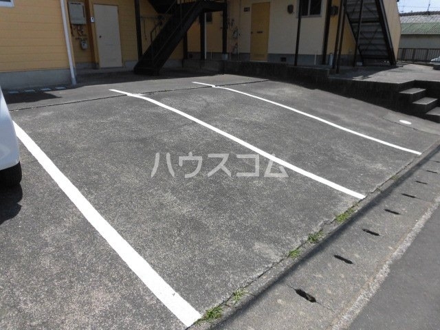 14/16 駐車場