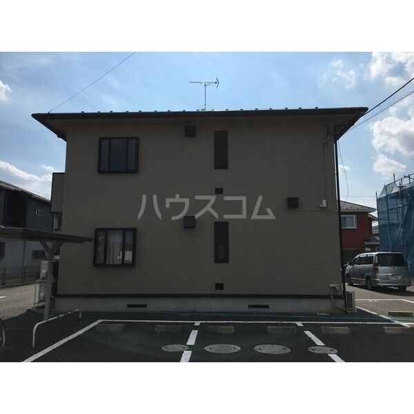 17/18 駐車場