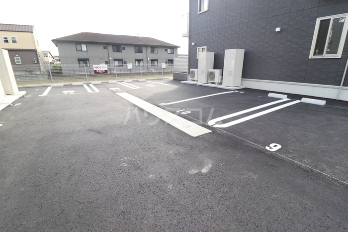 5/5 駐車場