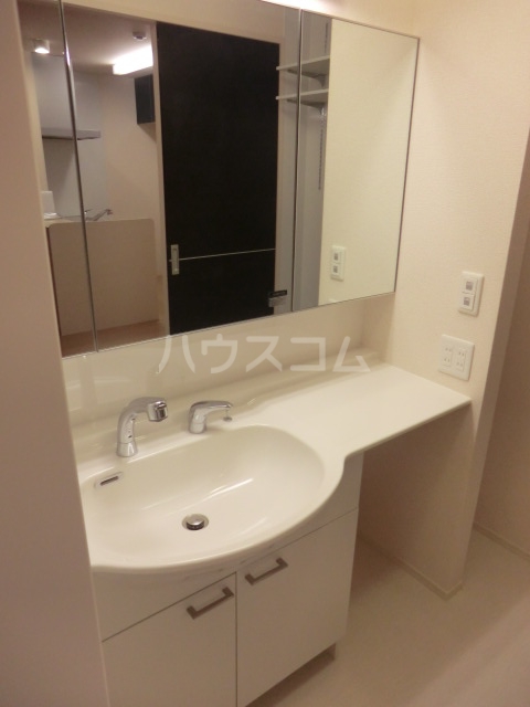 15/28 洗面