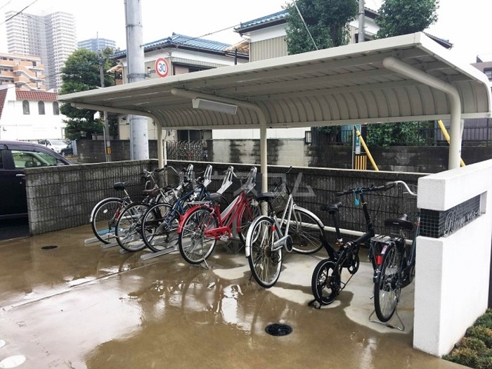 13/21 エントランス