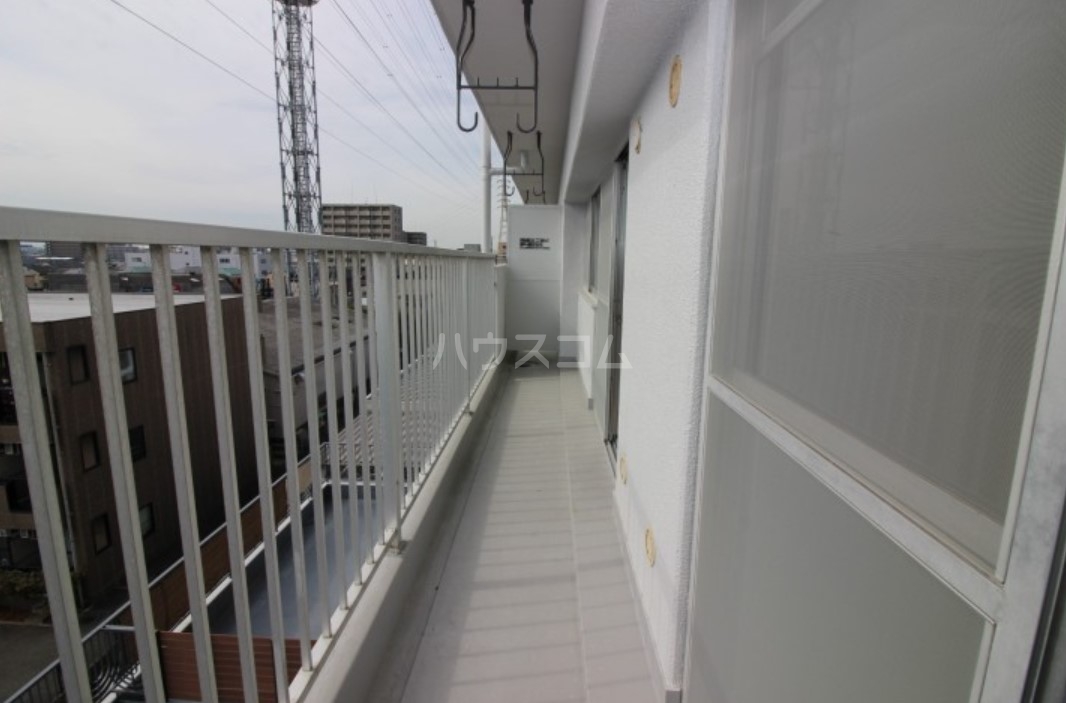 13/23 バルコニー