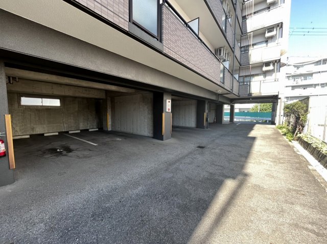 3/4 駐車場