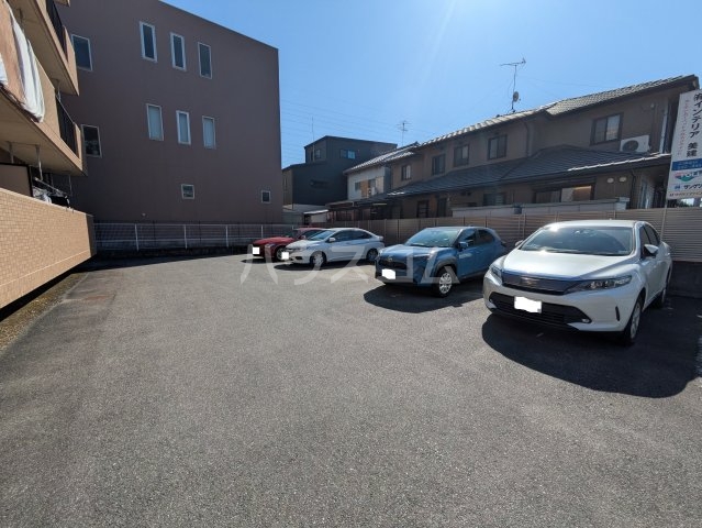 26/26 駐車場