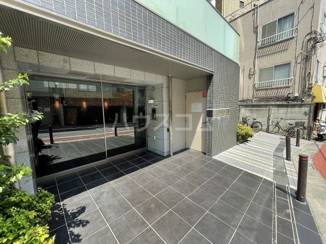 21/24 エントランス