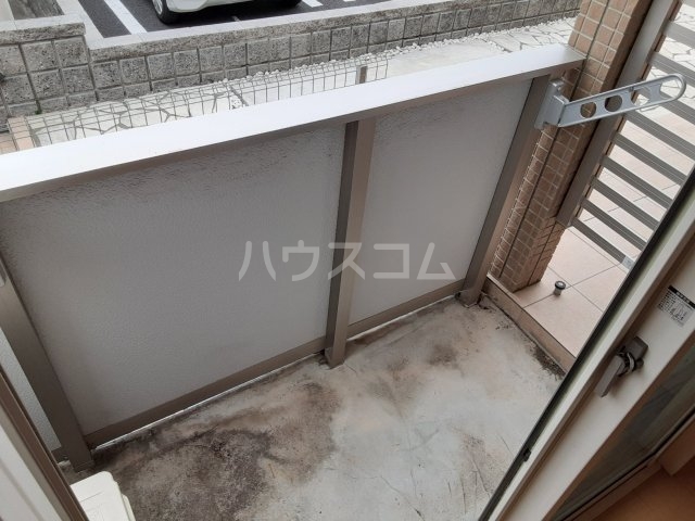 18/28 バルコニー