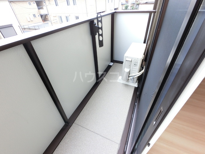 13/23 バルコニー