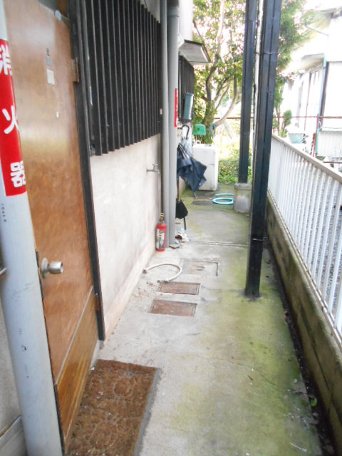 19/26 エントランス