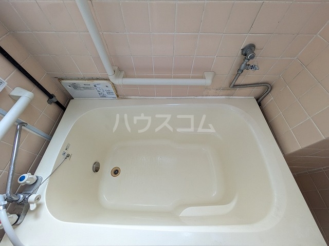 16/30 浴室
