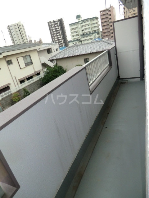 20/30 バルコニー