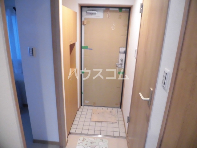 13/30 玄関