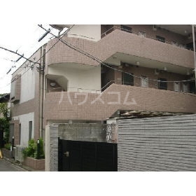 20/21 エントランス