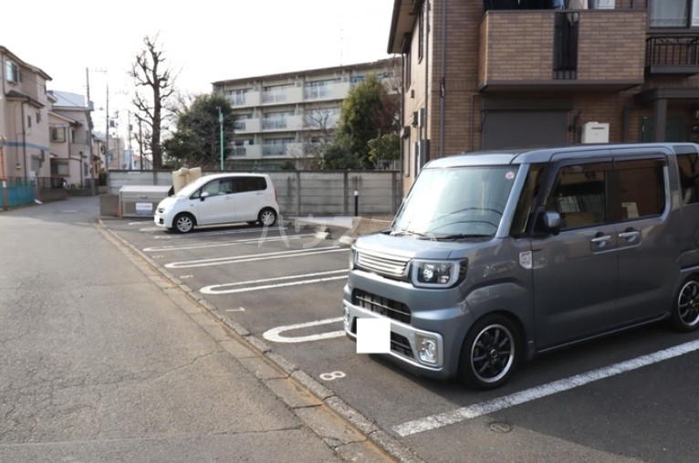 15/25 駐車場