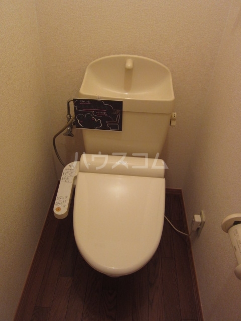 18/30 トイレ