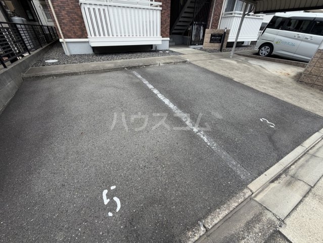 2/10 駐車場