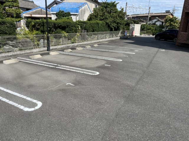 22/30 駐車場