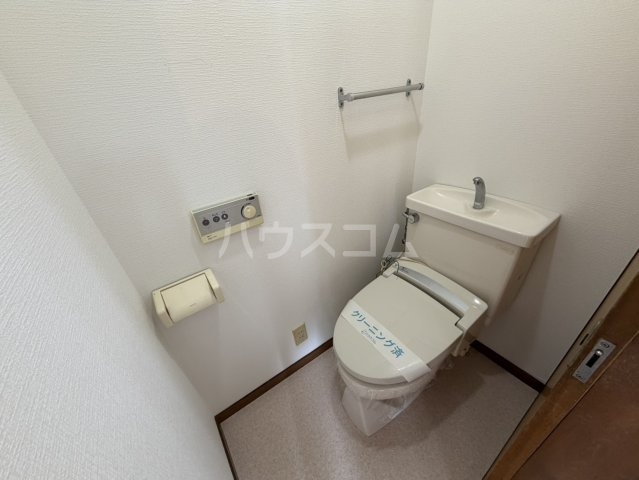 16/23 トイレ