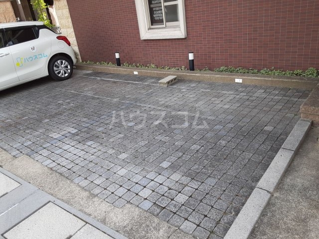 19/20 駐車場