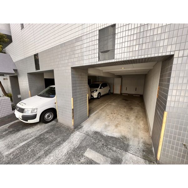 16/22 駐車場
