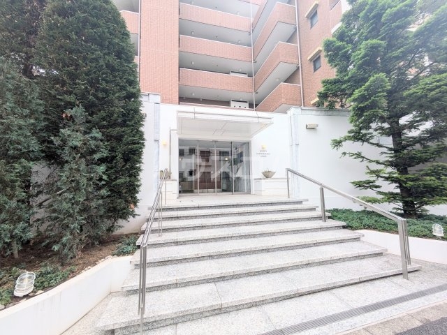 3/7 エントランス