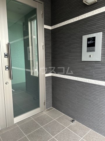 22/29 エントランス