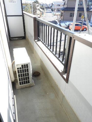 18/28 バルコニー
