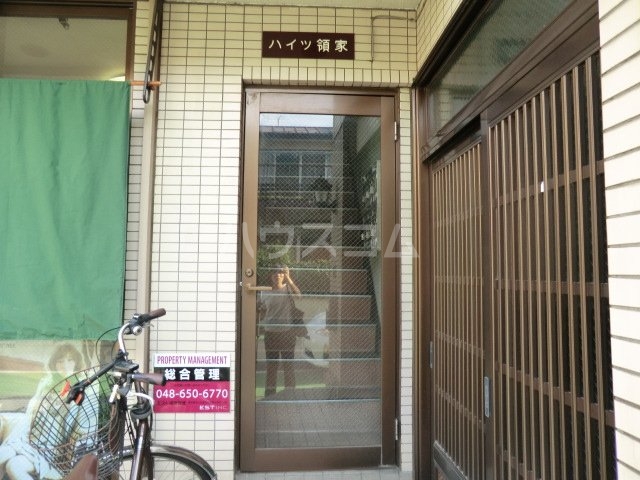 20/28 エントランス