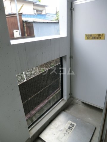 23/30 バルコニー