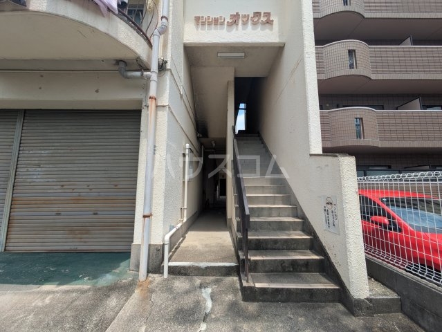 20/29 エントランス