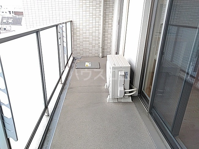 20/30 バルコニー