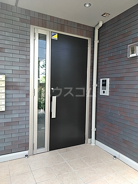 3/8 エントランス