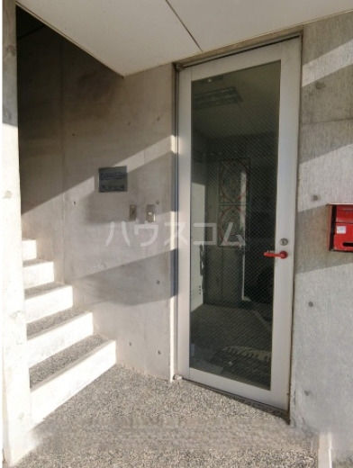 14/22 エントランス