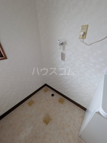 23/30 バルコニー