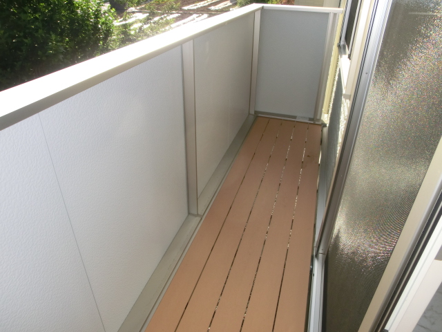 19/27 バルコニー