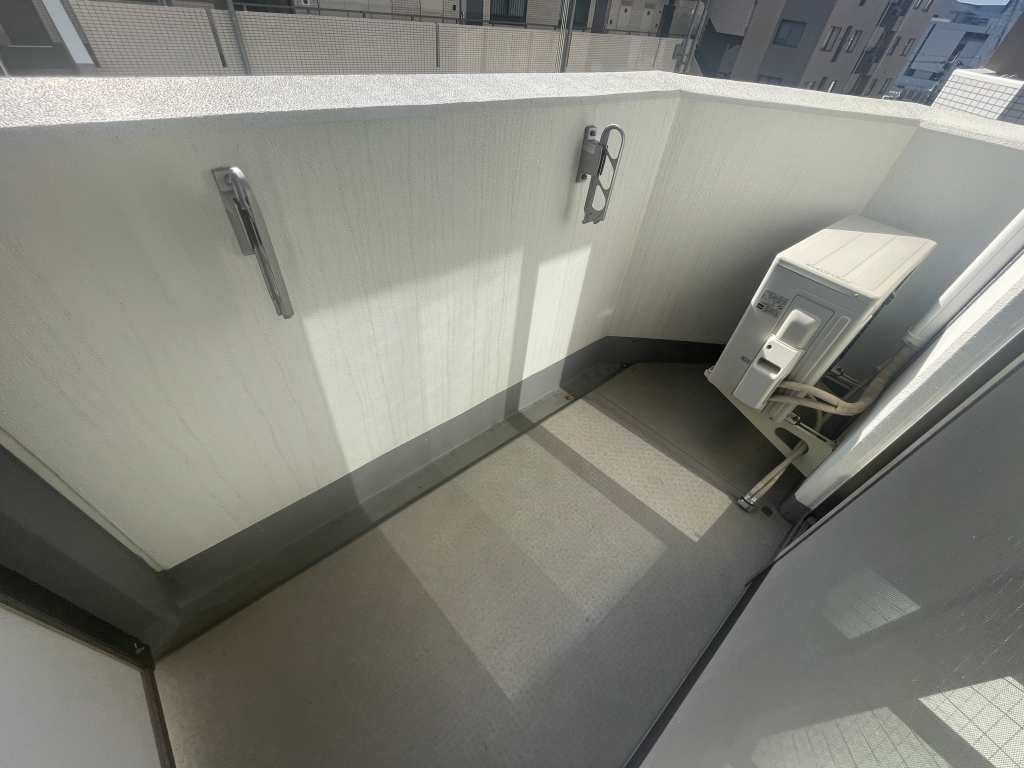 13/30 バルコニー