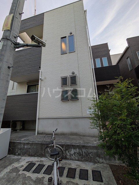 2/30 外観