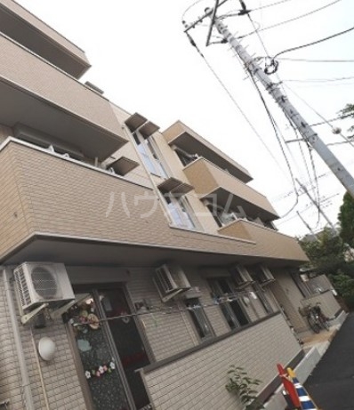 14/18 エントランス