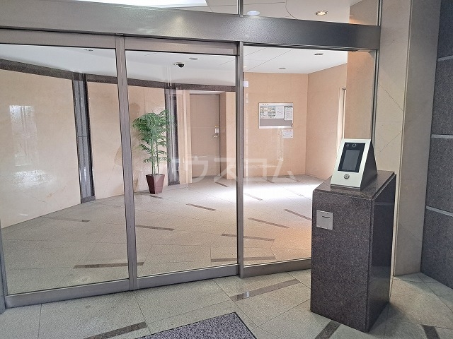 3/10 エントランス